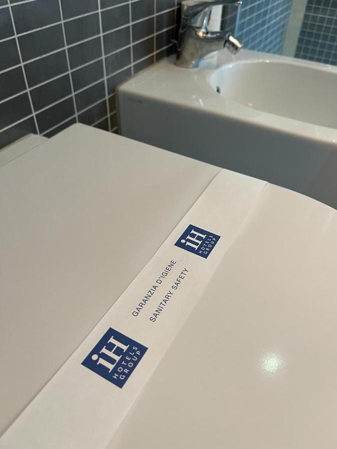 Ih Hotels Milano Centrale Guest House Ngoại thất bức ảnh