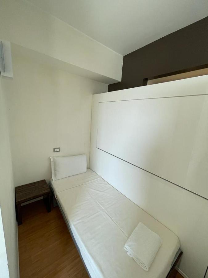 Ih Hotels Milano Centrale Guest House Ngoại thất bức ảnh