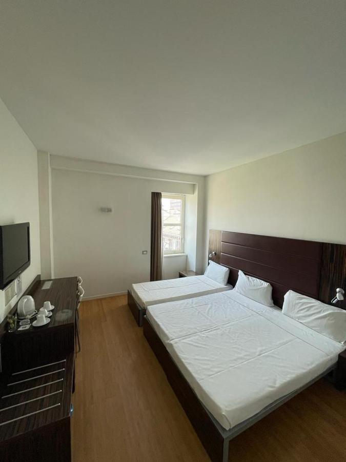 Ih Hotels Milano Centrale Guest House Ngoại thất bức ảnh