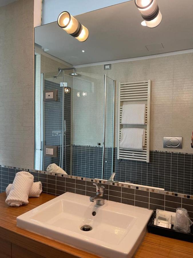 Ih Hotels Milano Centrale Guest House Ngoại thất bức ảnh