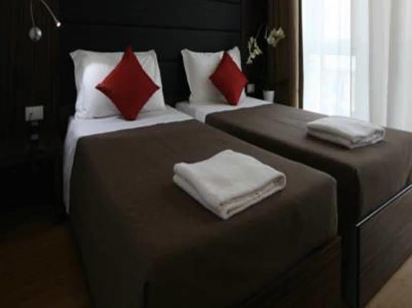 Ih Hotels Milano Centrale Guest House Ngoại thất bức ảnh